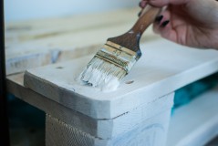 家の中の塗装は自分で施工することで家を建てる費用を節約できる